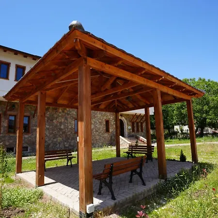 Agroturizem Dr Bizhga Guest house Golem (Gjirokaster)