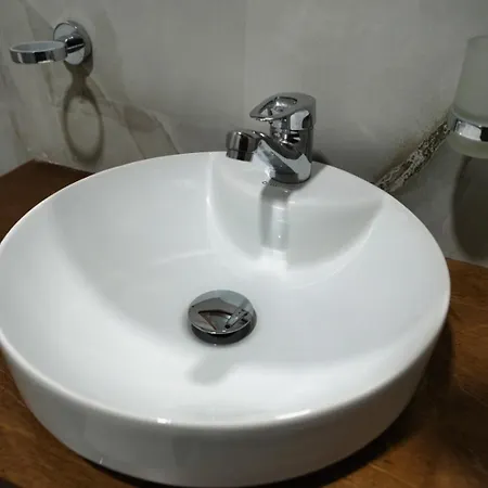 Agroturizem Dr Bizhga Golem (Gjirokaster)
