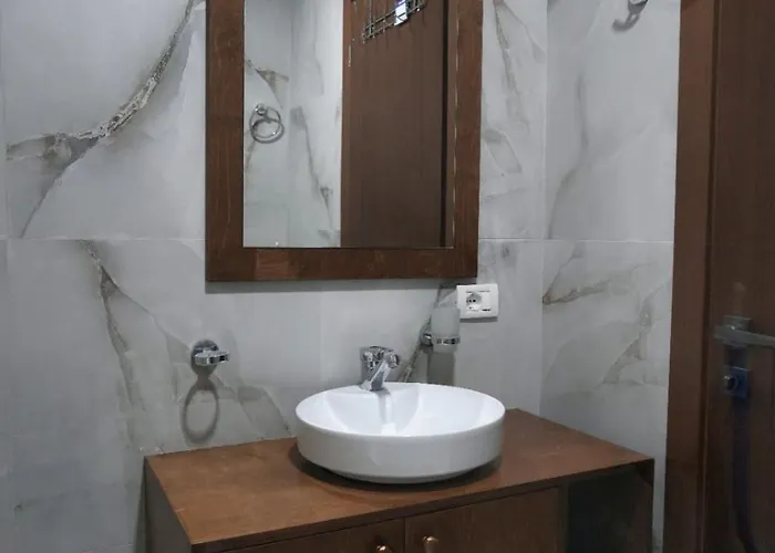 Konukevi Agroturizem Dr Bizhga Golem (Gjirokaster)