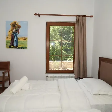 Agroturizem Dr Bizhga Golem (Gjirokaster)